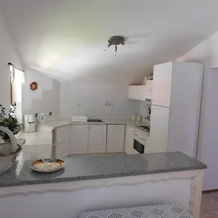 Apartment Blazevic *