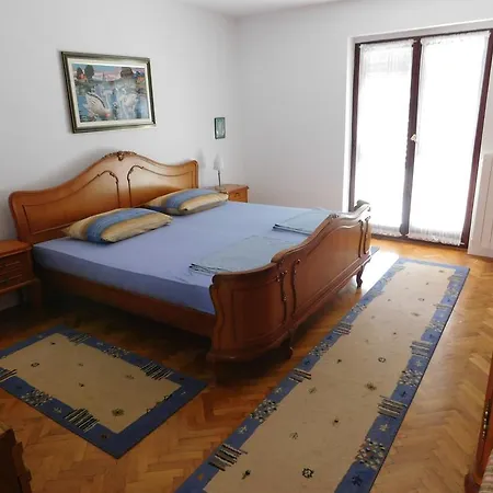Blazevic Apartman Póla