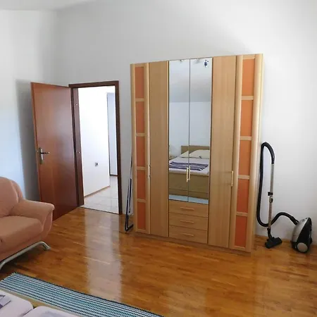 Апартаменти Blazevic Пула