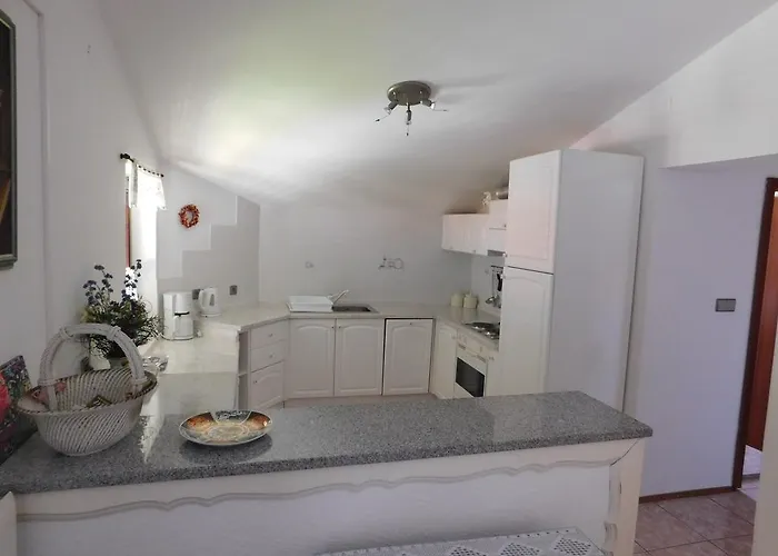 Apartment Blazevic *