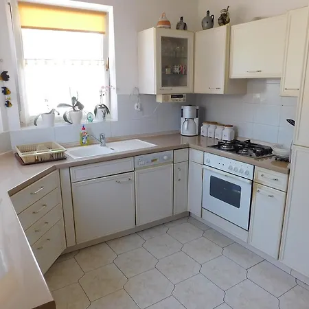 Apartment Blazevic *